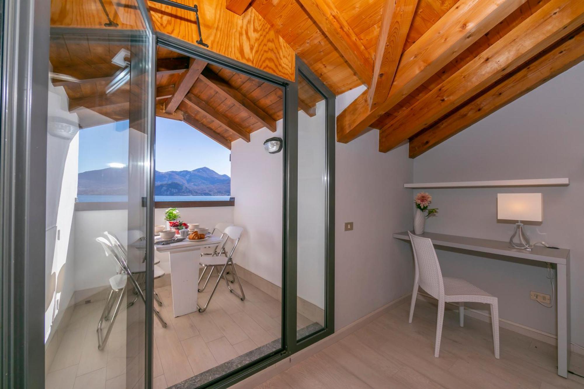 Blu Lake Apartment On Ghiffa Beach - Happy Rentals Exterior photo