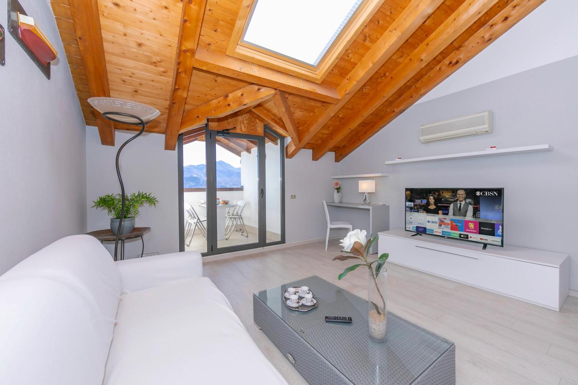 Blu Lake Apartment On Ghiffa Beach - Happy Rentals Exterior photo